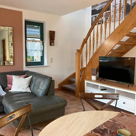 펜션 Luett Kloenhus *